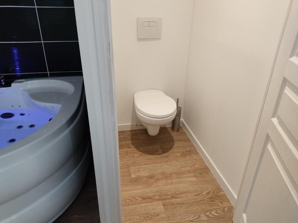 Ng Suitehome - Lille I Roubaix Centre I Coq Francais - Balneo - Netflix - Wifi Exterior foto